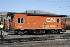 76582